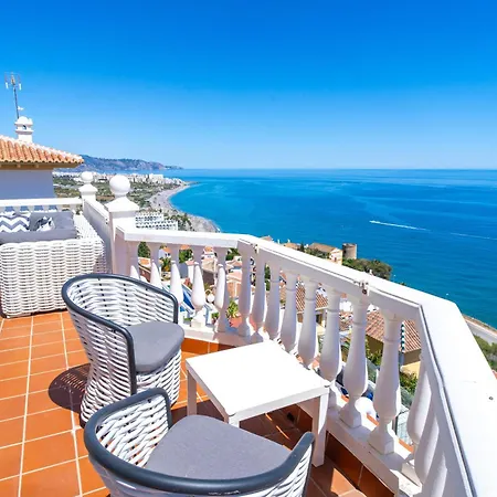 Vista Deluxe By Casasol Villa
