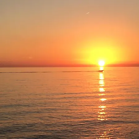 Vista Deluxe By Casasol Villa