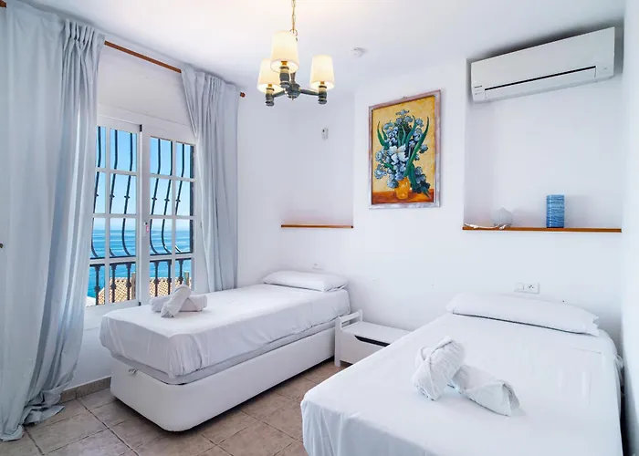 Vista Deluxe By Casasol Villa